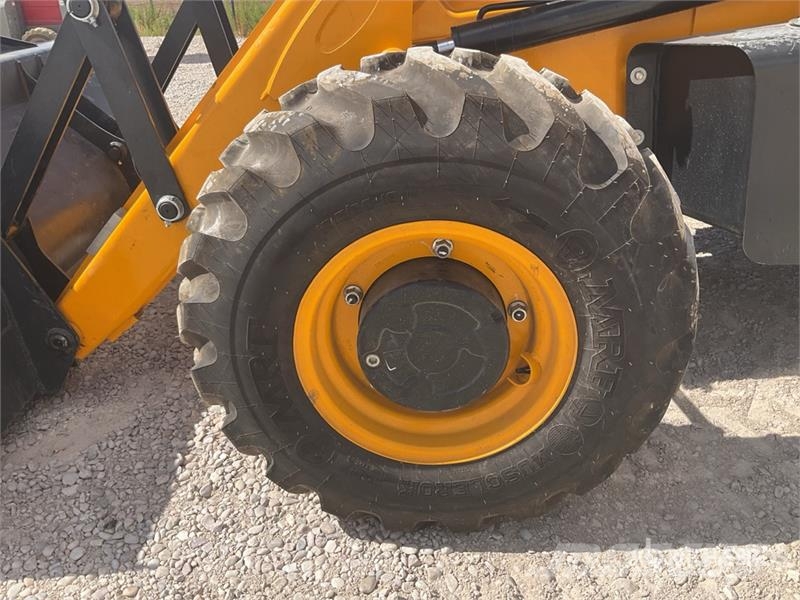 JCB 3DX Backhoe loaders