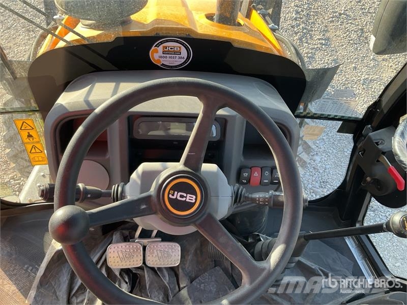 JCB 3DX Backhoe loaders