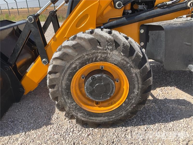 JCB 3DX Backhoe loaders