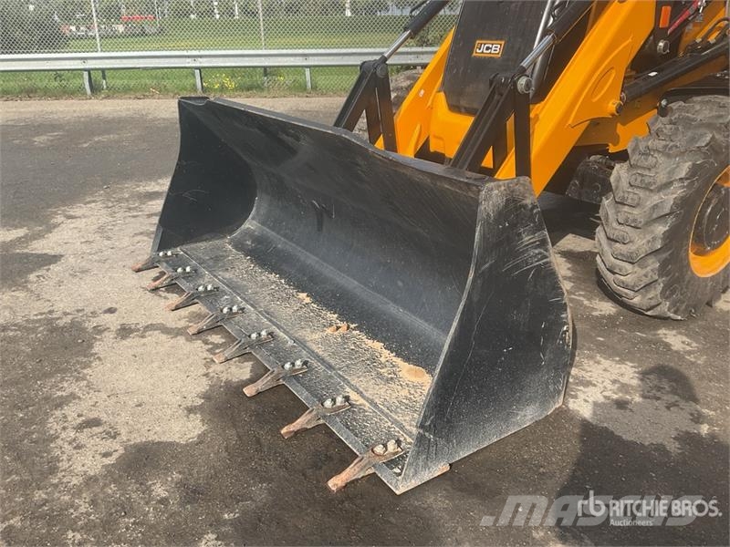 JCB 3DX Ekskavaatorlaadurid