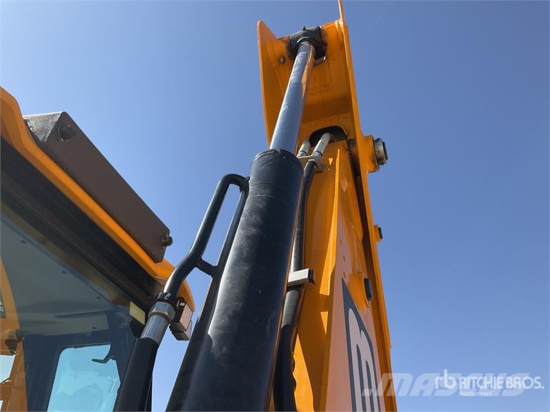 JCB 3DX Backhoe loaders