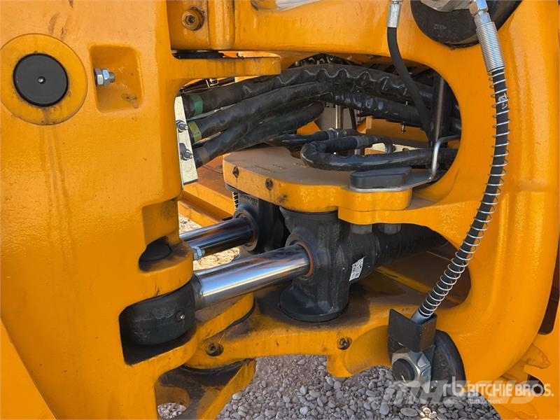 JCB 3DX Backhoe loaders