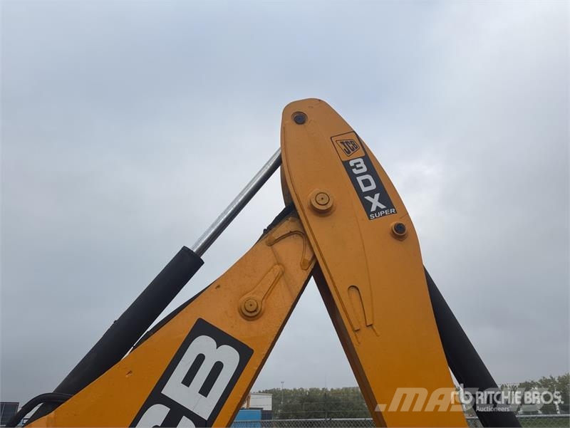 JCB 3DX Graaf-laadcombinaties