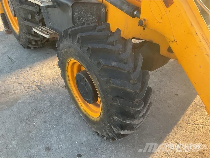 JCB 3DX 4WD 4x4 Backhoe Loader Rovokopači