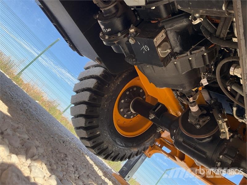 JCB 3DX Plus 4x4 Backhoe Loader (Unused) Backhoe loaders