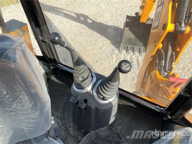 JCB 3DX Plus 4x4 Backhoe Loader (Unused) Backhoe loaders