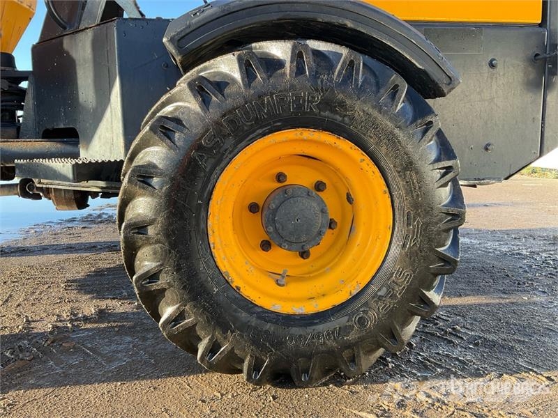 JCB 3T 4x4 Swivel Dumper Mini pašizgāzēji