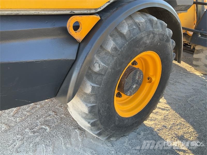 JCB 406B Chargeuse Sur Pneus Wheel Loader لوادر بعجل