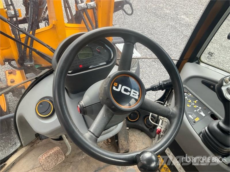 JCB 407 Cargadoras sobre ruedas