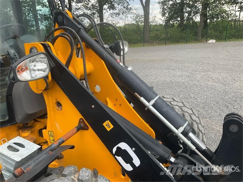 JCB 407 Cargadoras sobre ruedas