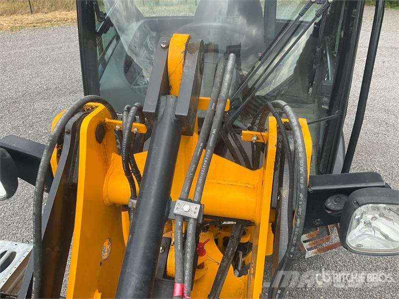 JCB 407 Cargadoras sobre ruedas