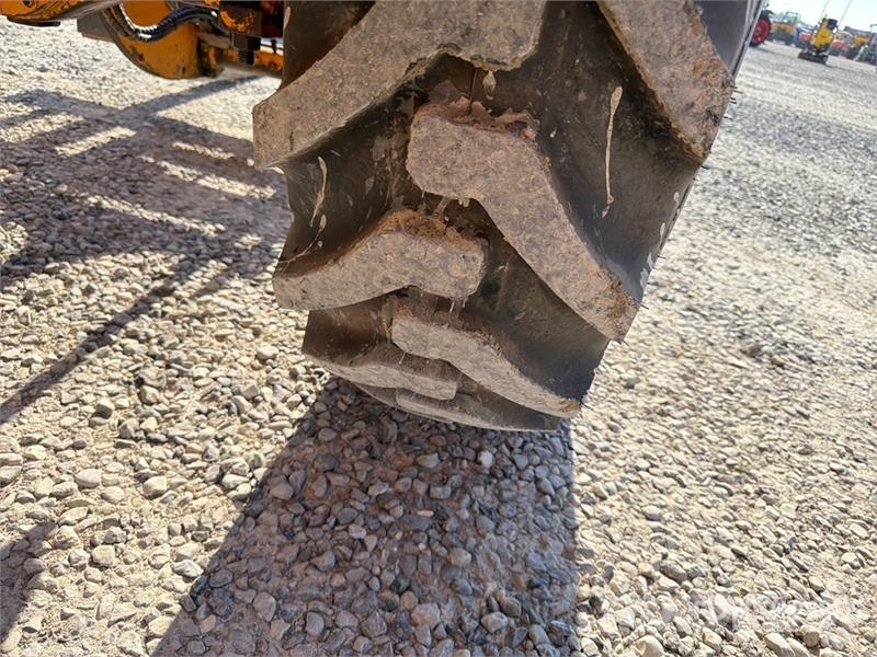 JCB 409 Chargeuse sur pneus