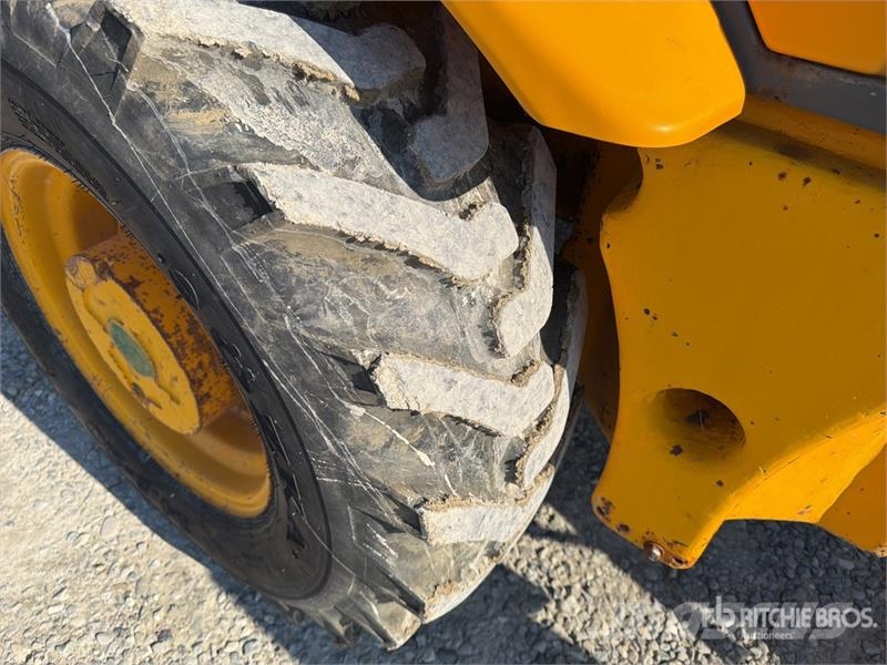 JCB 409 Chargeuse sur pneus