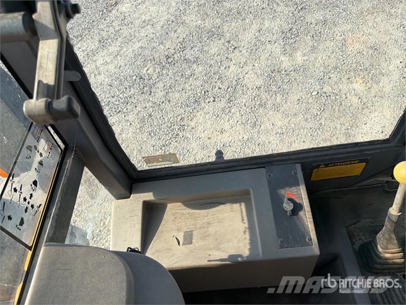 JCB 409 Chargeuse sur pneus