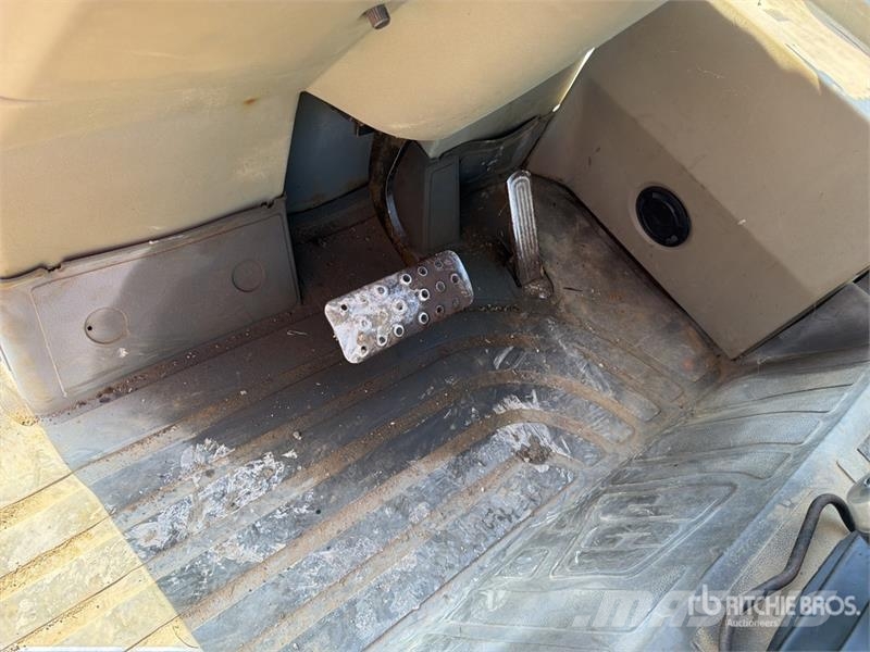 JCB 409 Chargeuse sur pneus
