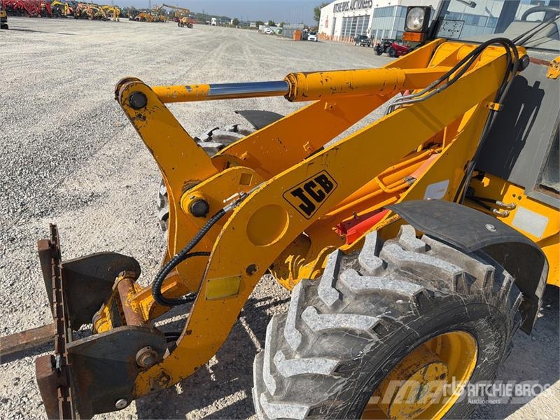 JCB 409 Chargeuse sur pneus