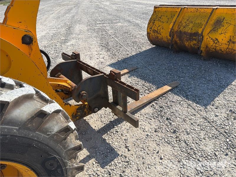 JCB 409 Chargeuse sur pneus