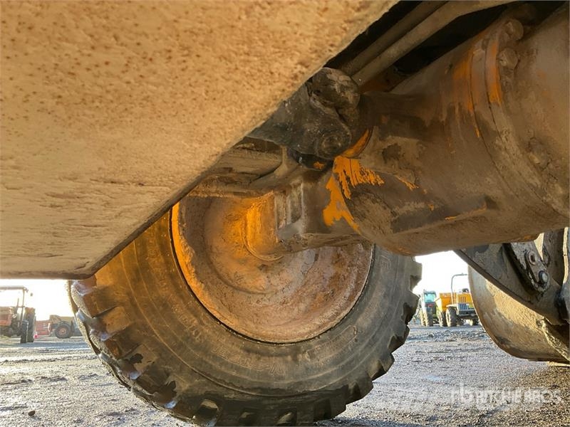 JCB 411 Wheel Loader Колесни товарачи