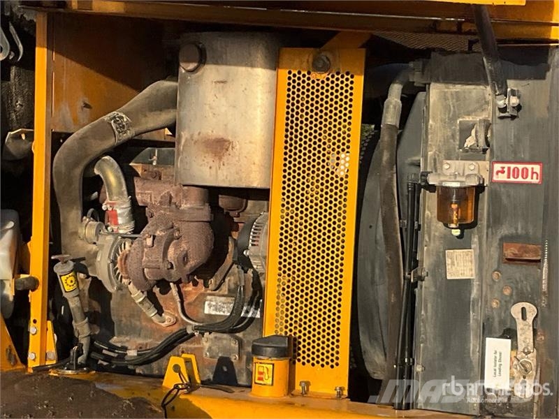 JCB 411 Wheel Loader (Inoperable) Kolesni nakladalci
