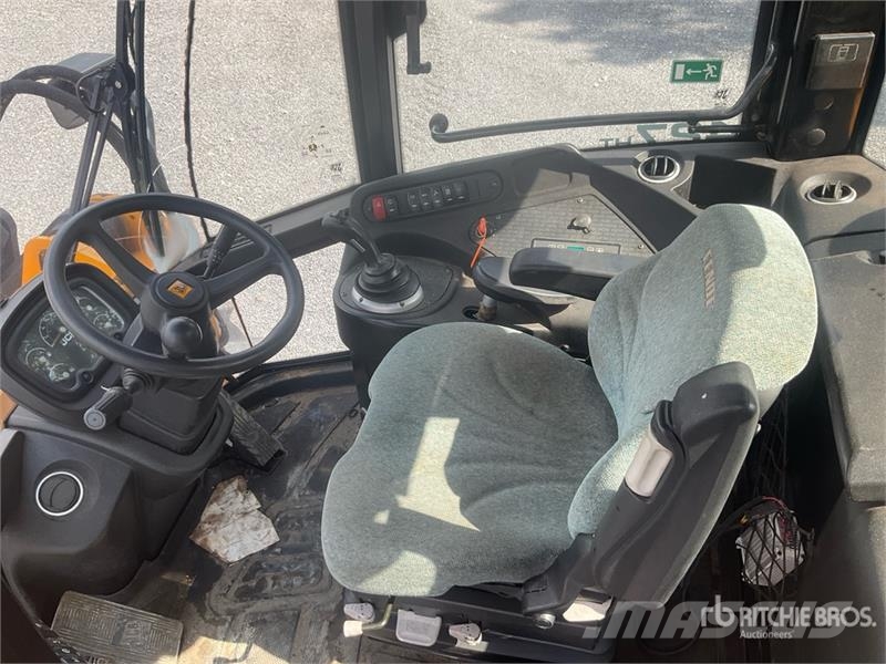 JCB 427 HT AGRI Wheel Loader Rataslaadurid