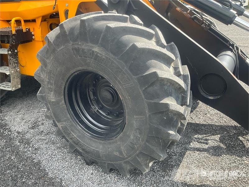 JCB 427 HT AGRI Wheel Loader Rataslaadurid