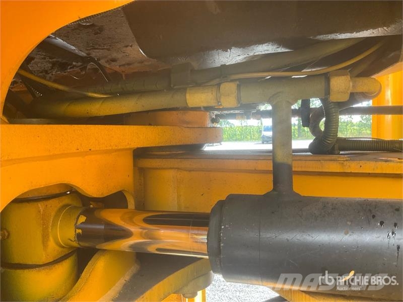 JCB 427 HT AGRI Wheel Loader Rataslaadurid