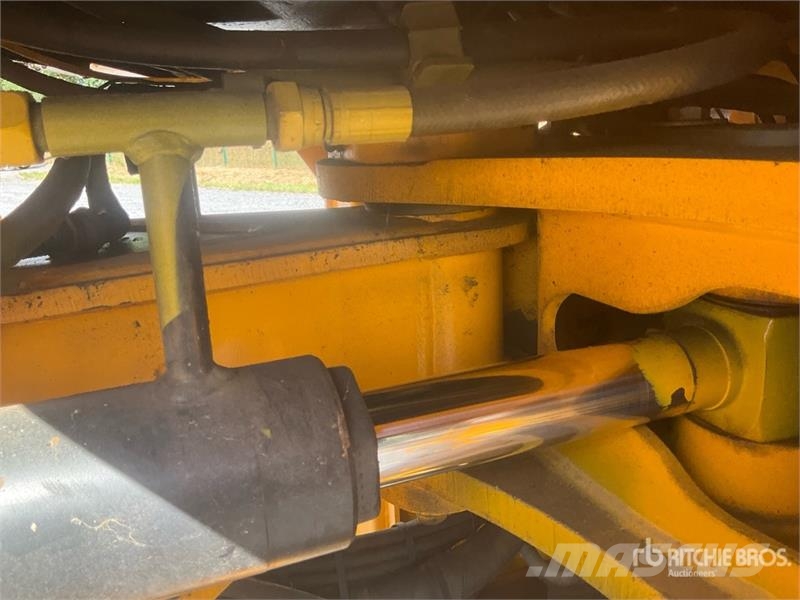 JCB 427 HT AGRI Wheel Loader Rataslaadurid