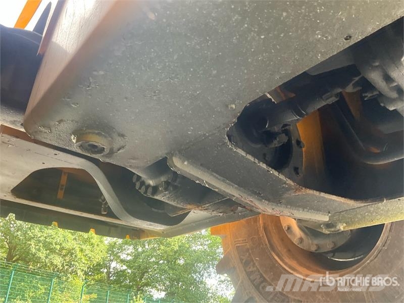JCB 427 HT AGRI Wheel Loader Rataslaadurid