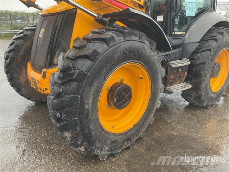 JCB 4CX Rovokopači
