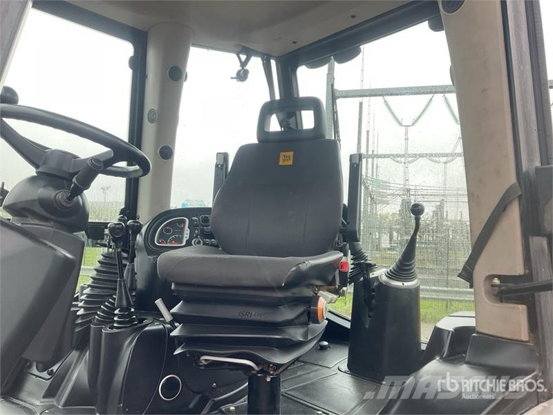 JCB 4CX Rovokopači
