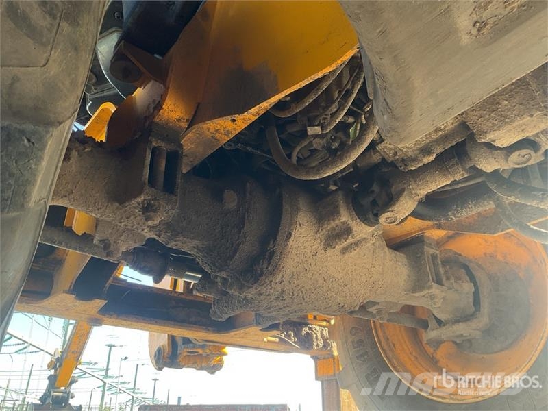JCB 4CX Graaf-laadcombinaties