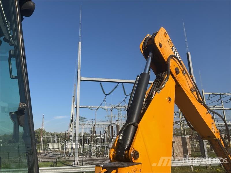 JCB 4CX Graaf-laadcombinaties