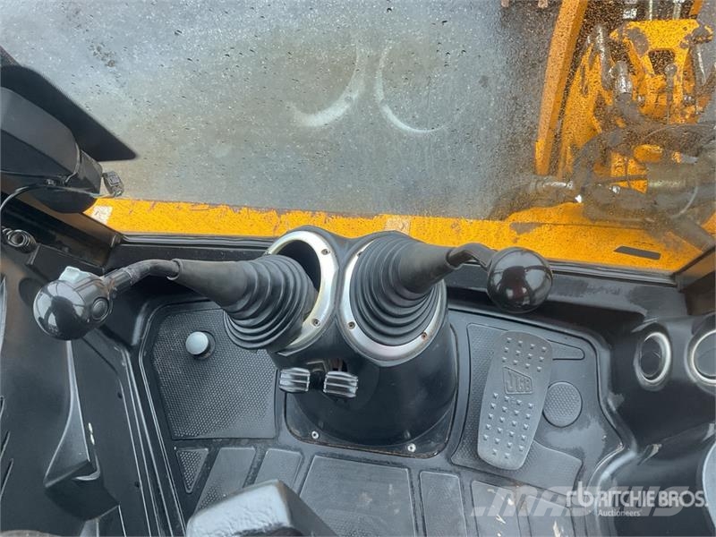 JCB 4CX Rovokopači