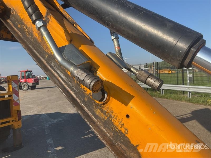 JCB 4CX Graaf-laadcombinaties