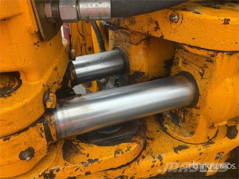 JCB 4CX Rovokopači