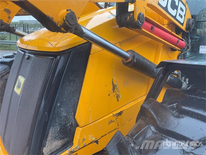 JCB 4CX Rovokopači