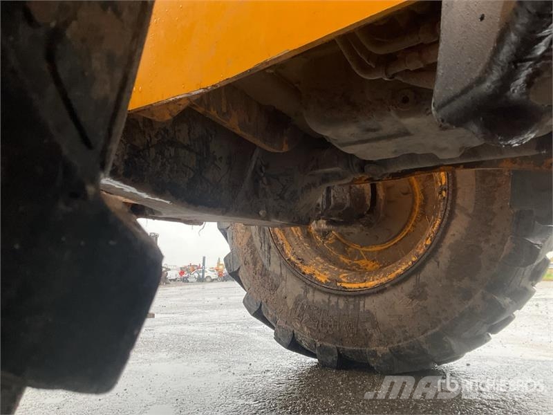 JCB 4CX Rovokopači