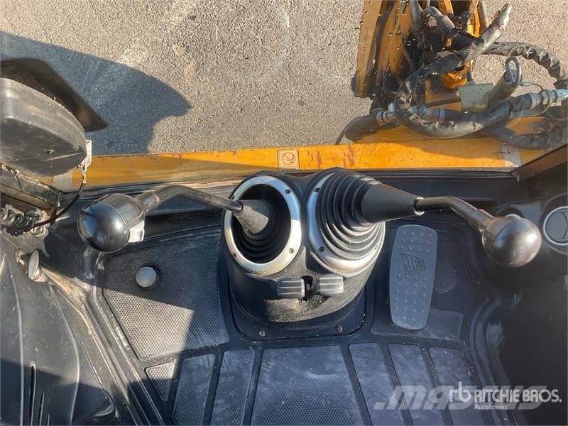 JCB 4CX Graaf-laadcombinaties
