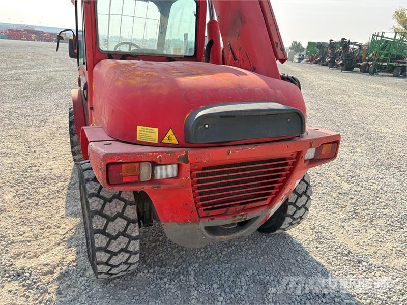 JCB 520-40C Telehandler Teleskopiskie manipulatori