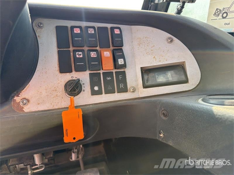 JCB 520-40C Telehandler Teleskopiskie manipulatori