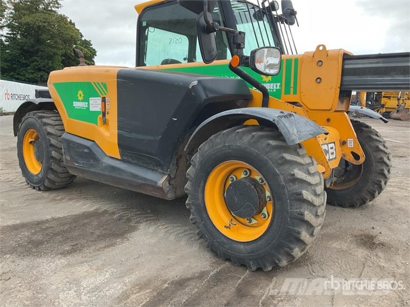 JCB 525-60 伸缩臂叉装车|叉装车