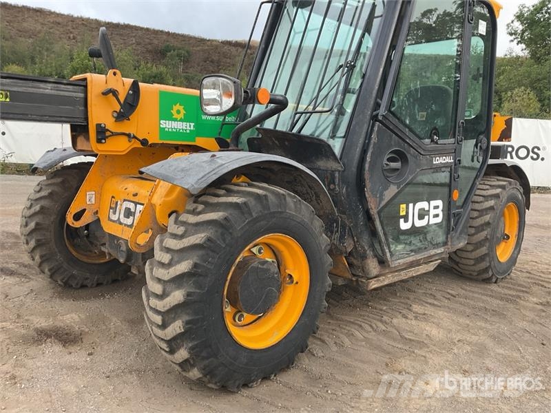 JCB 525-60 伸缩臂叉装车|叉装车