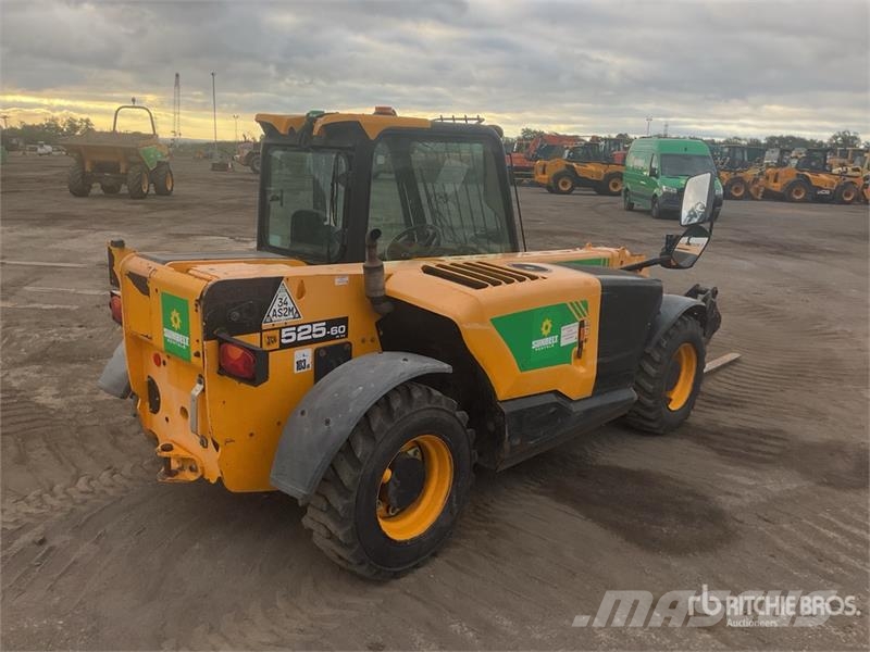 JCB 525-60 伸缩臂叉装车|叉装车