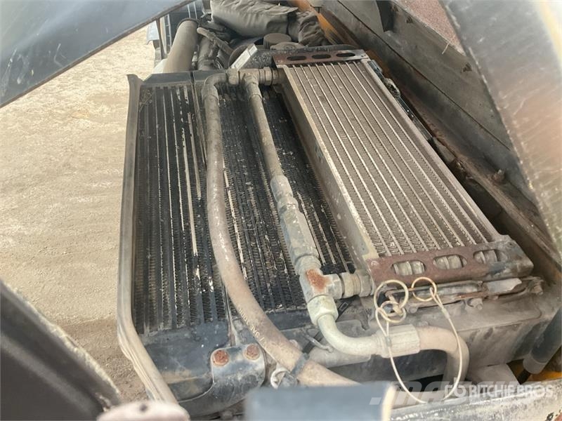 JCB 525-60 伸缩臂叉装车|叉装车