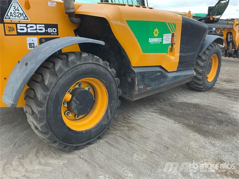 JCB 525-60 伸缩臂叉装车|叉装车