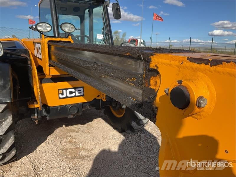 JCB 525-60 Teleskopski viličarji