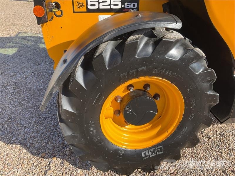 JCB 525-60 T4 AgriPlus Telehandler مناولات متداخلة