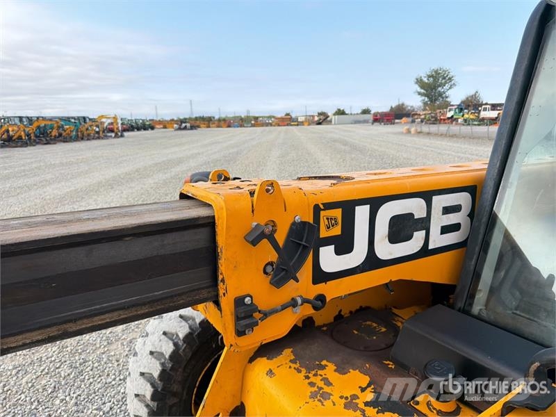 JCB 525 Telehandler Teleszkópos rakodók