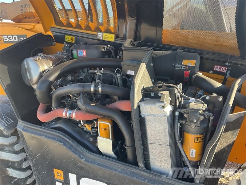 JCB 530-70 伸縮臂操作車