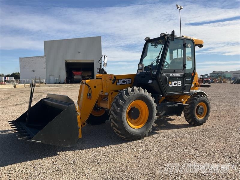 JCB 530-70 伸縮臂操作車